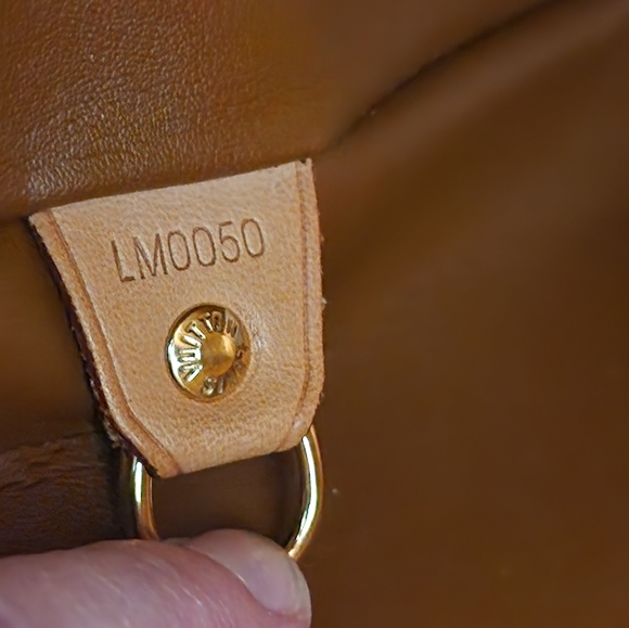 Louis Vuitton Vernis Houston Bag - Bronze - Picture 10 of 14